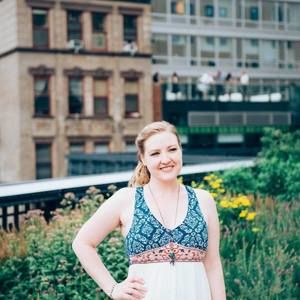 Meet your Posher, Adrienne